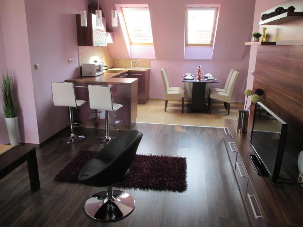 Alpha Apartman Sárvár Exteriör bild